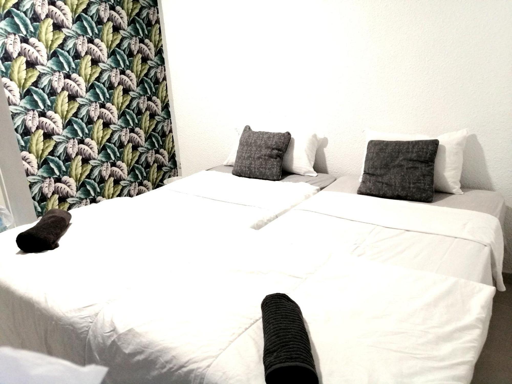 La Marina Hostel - Alicante — Photos 3